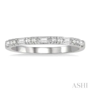 1/6 Ctw Baguette and Round Cut Diamond Stack Band in 14K White Gold