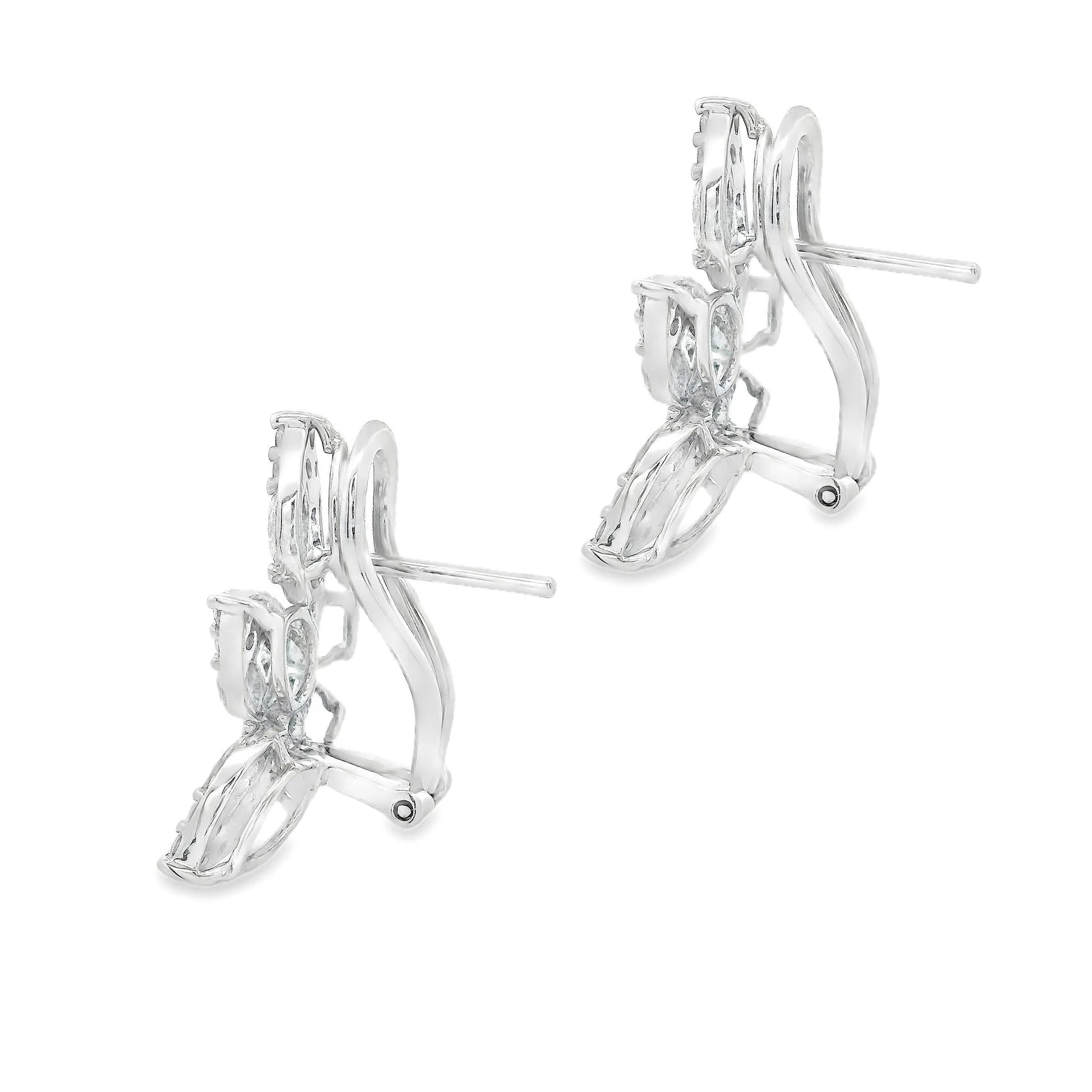 3.11ct 18k White Gold Diamond Cluster Earrings