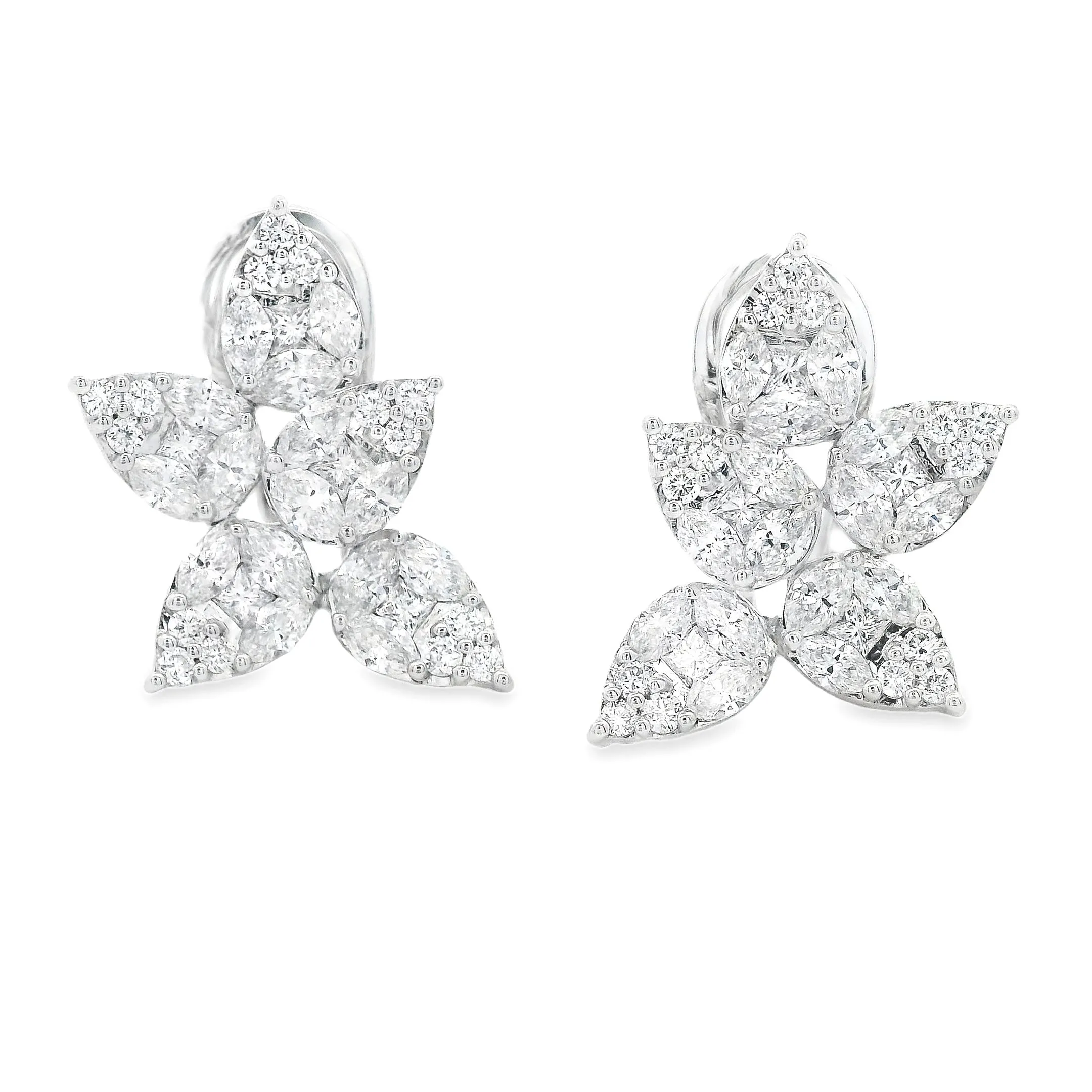 3.11ct 18k White Gold Diamond Cluster Earrings