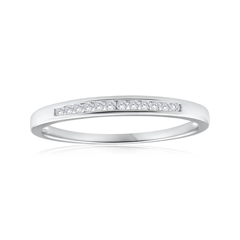 9ct White Gold Splendid Diamond Ring