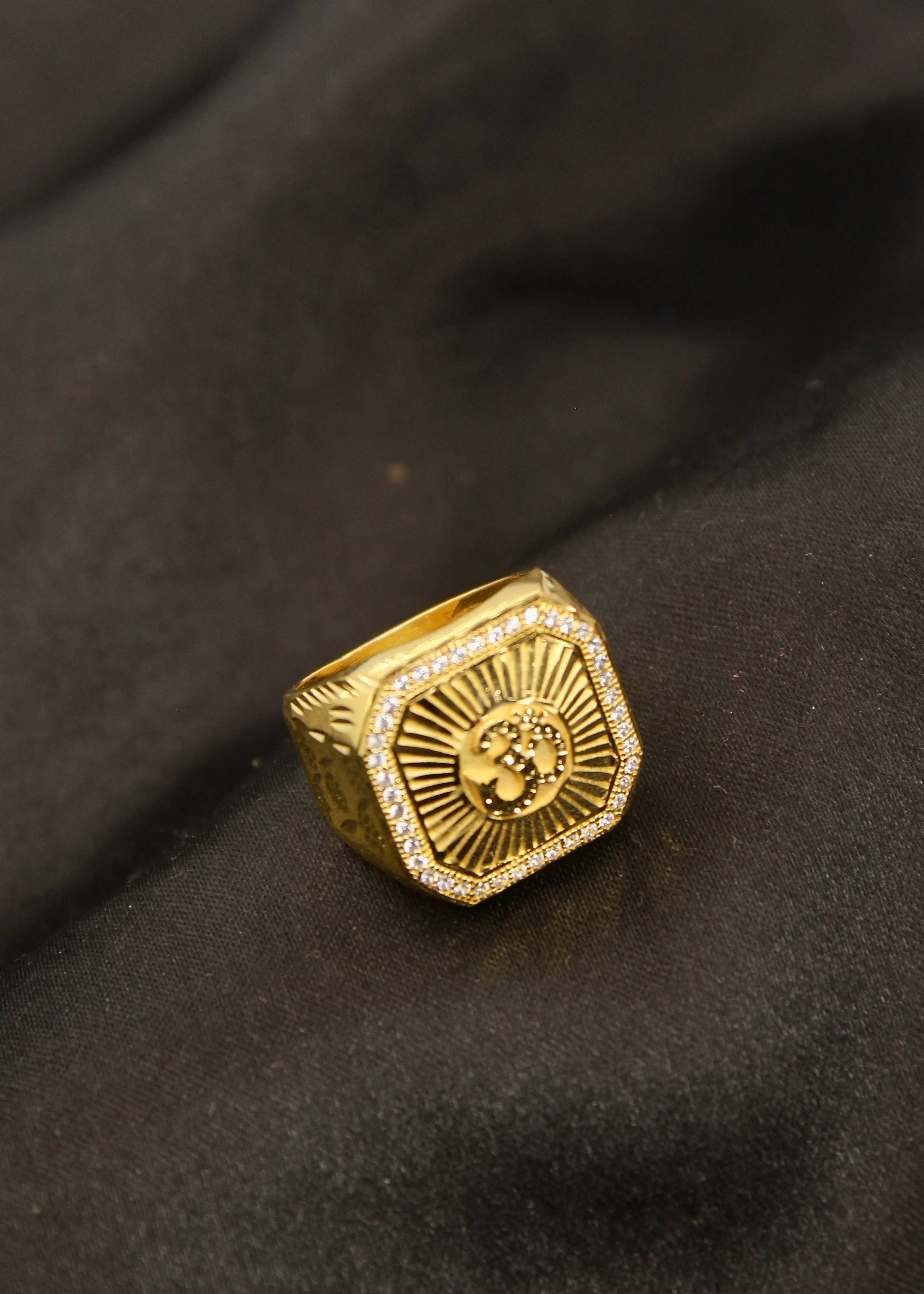 ARTISTIC GOLD PLATED RING