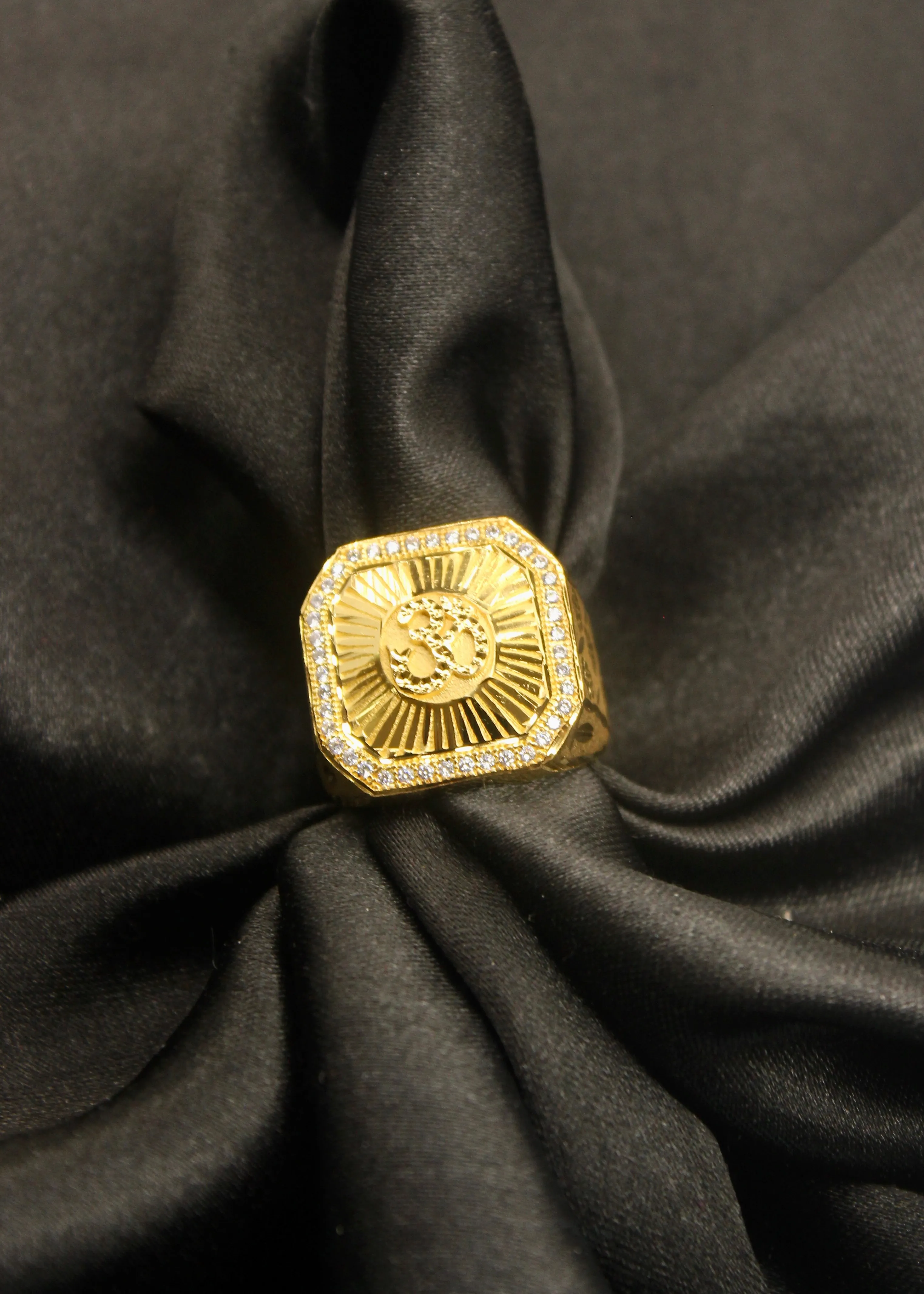 ARTISTIC GOLD PLATED RING