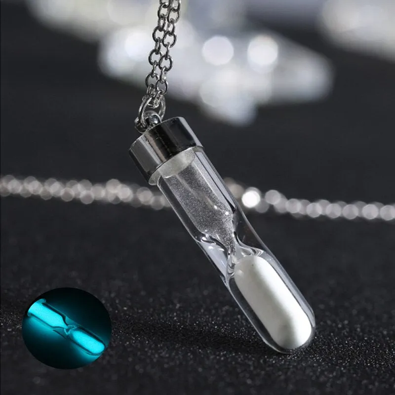 Blucome Hot New Fashion Hourglass Glowing Necklace Timer Transparent Glass Trinket Silver Men's Women's Teen Holiday Party Gifts