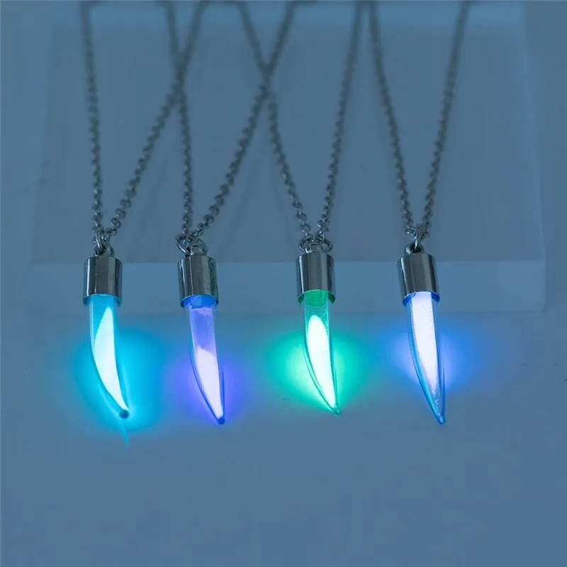 Chili Clavicle Chain Luminous Stone Metal Tooth Pendant Men and Women Personality Gift