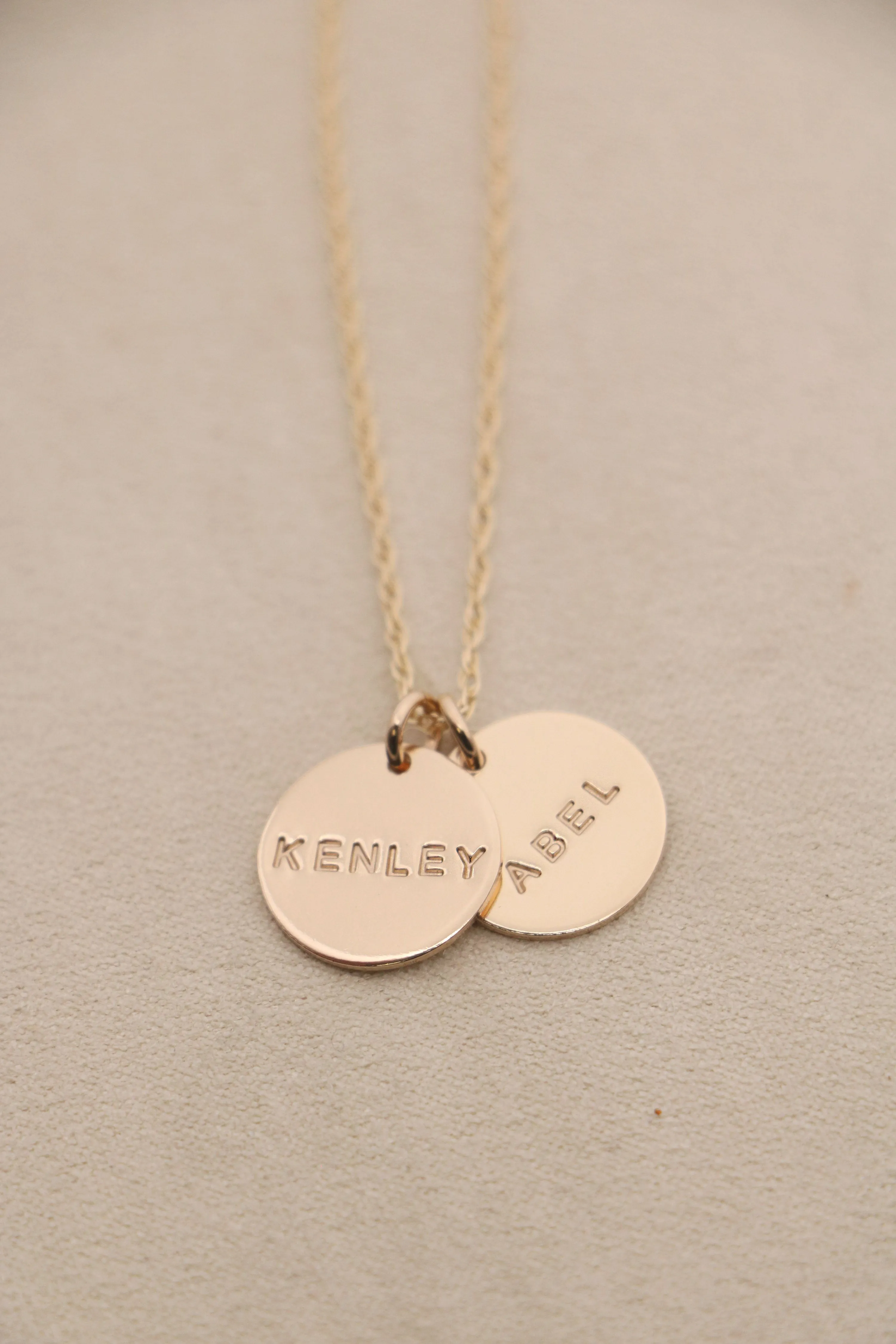 classic name necklace {silver   gold}