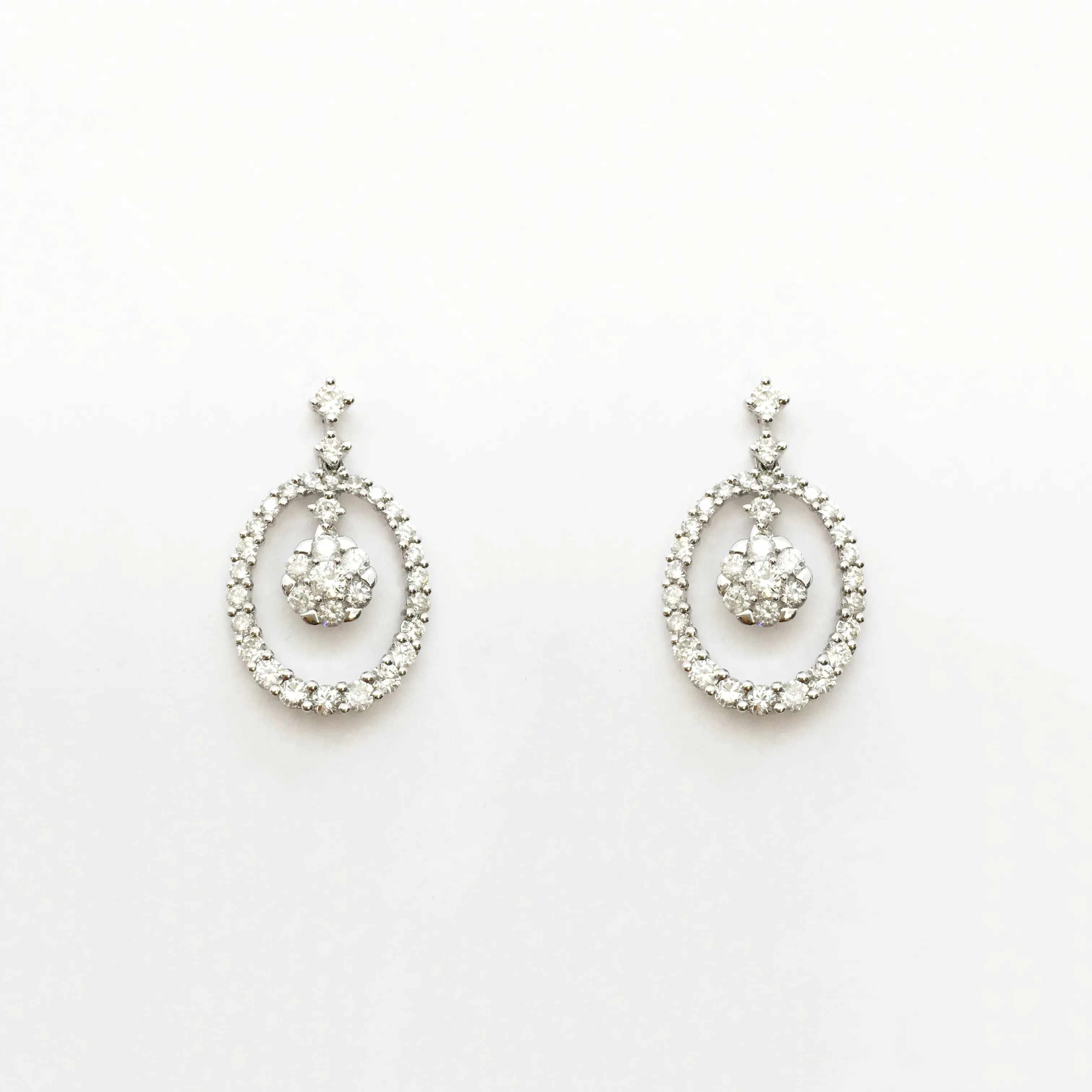 Diamond Cluster Oval Dangling Earrings (14K)