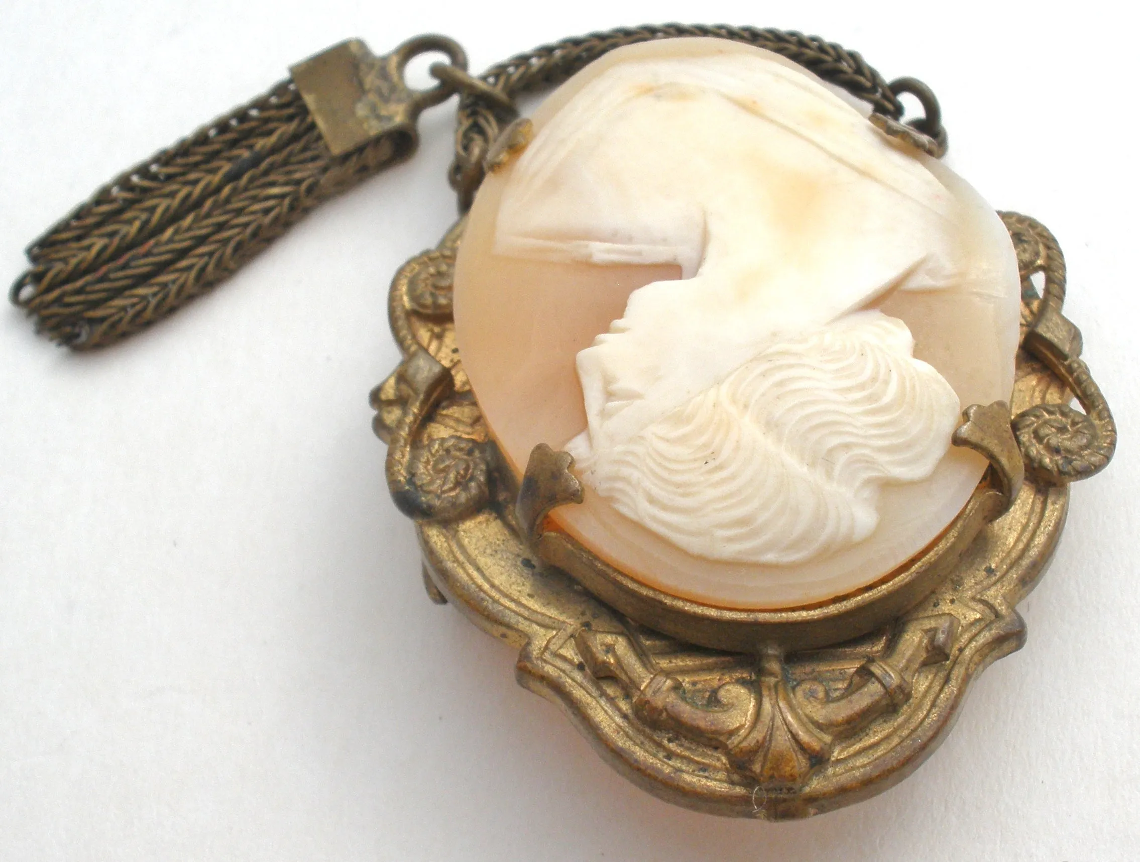 Edwardian Lady Shell Cameo Brooch Pin Hand Carved