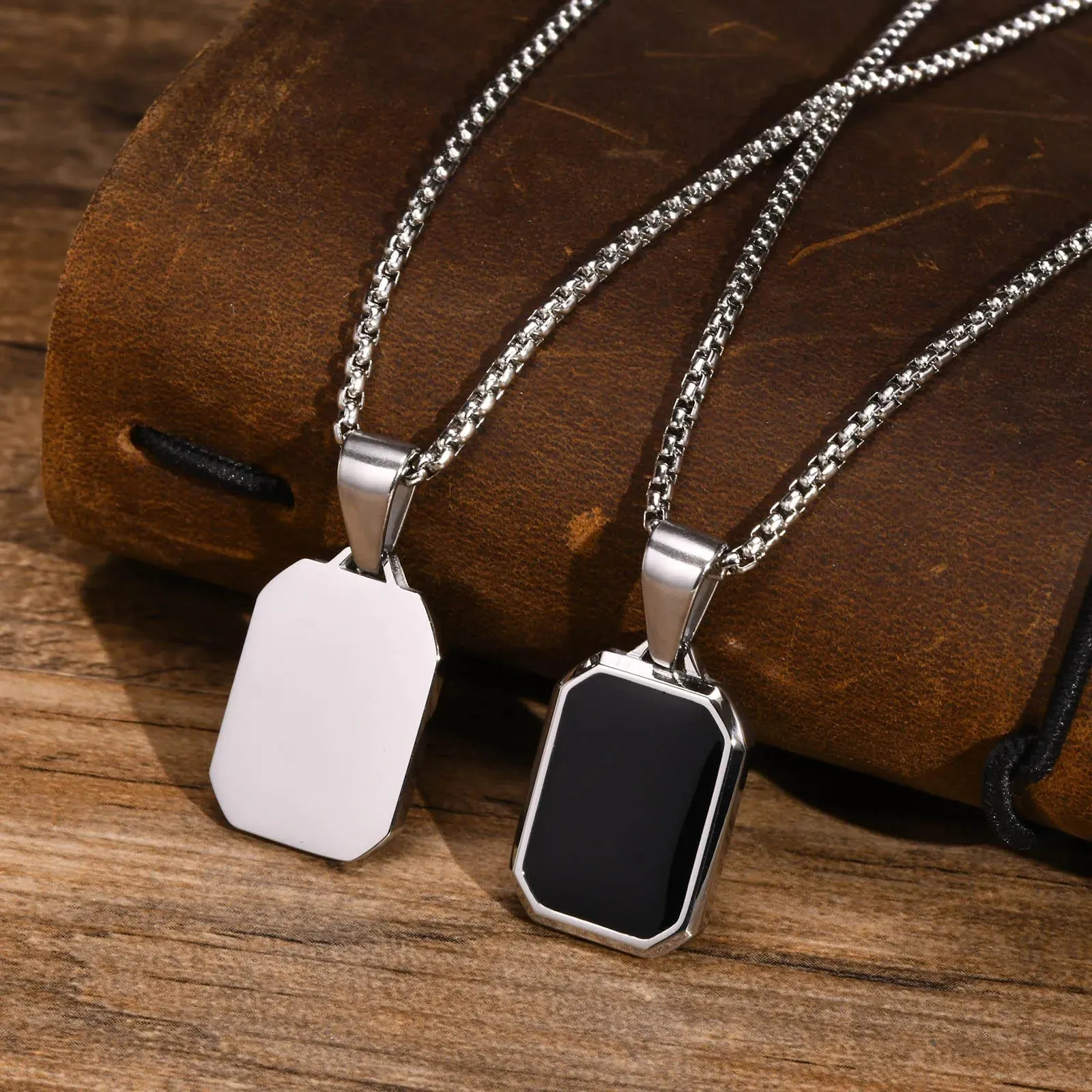 Geometric Black Enamel Necklaces for Men, Waterproof Stainless Steel Square Pendant Necklace, Simple Fashion Casual Male Collar