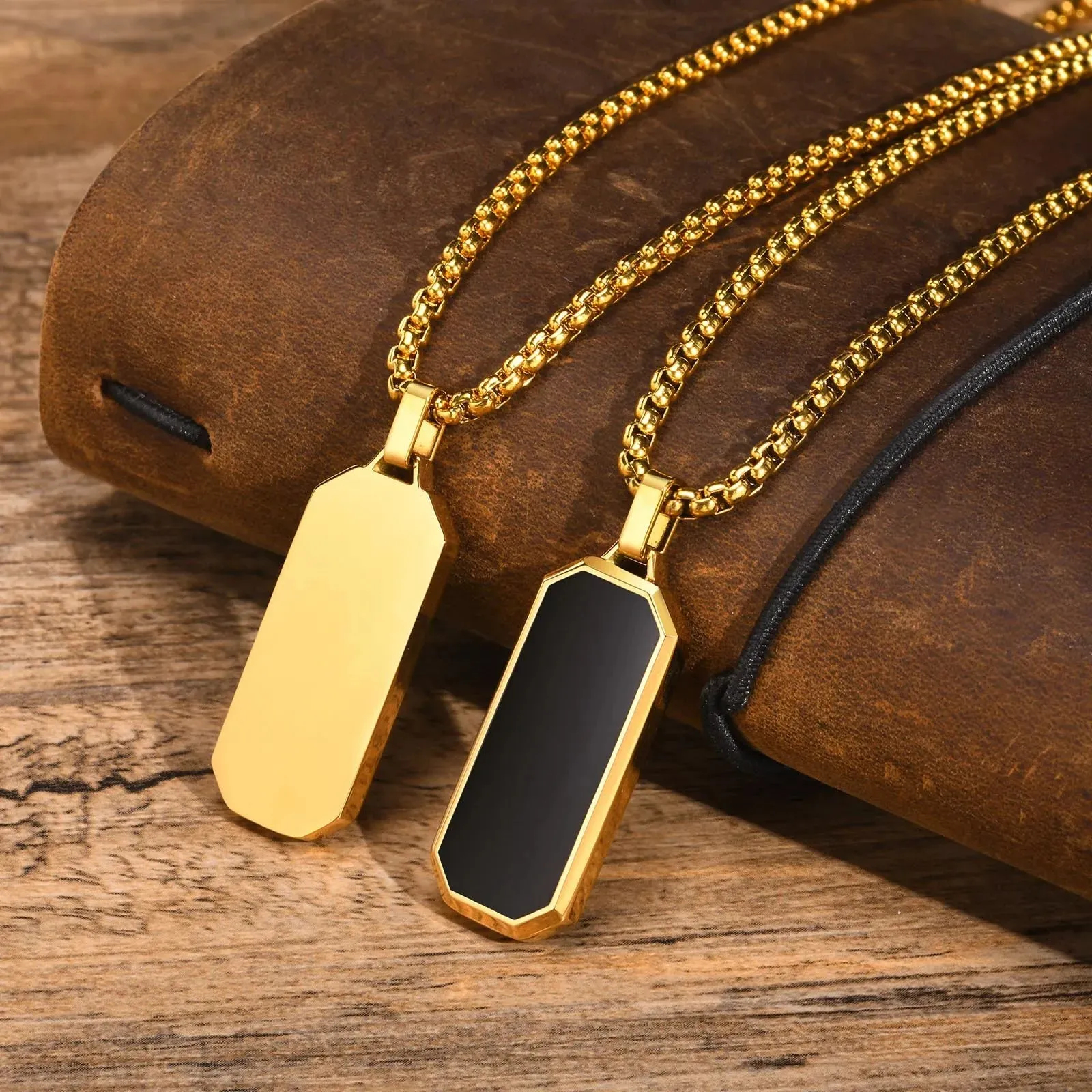 Geometric Black Enamel Necklaces for Men, Waterproof Stainless Steel Square Pendant Necklace, Simple Fashion Casual Male Collar