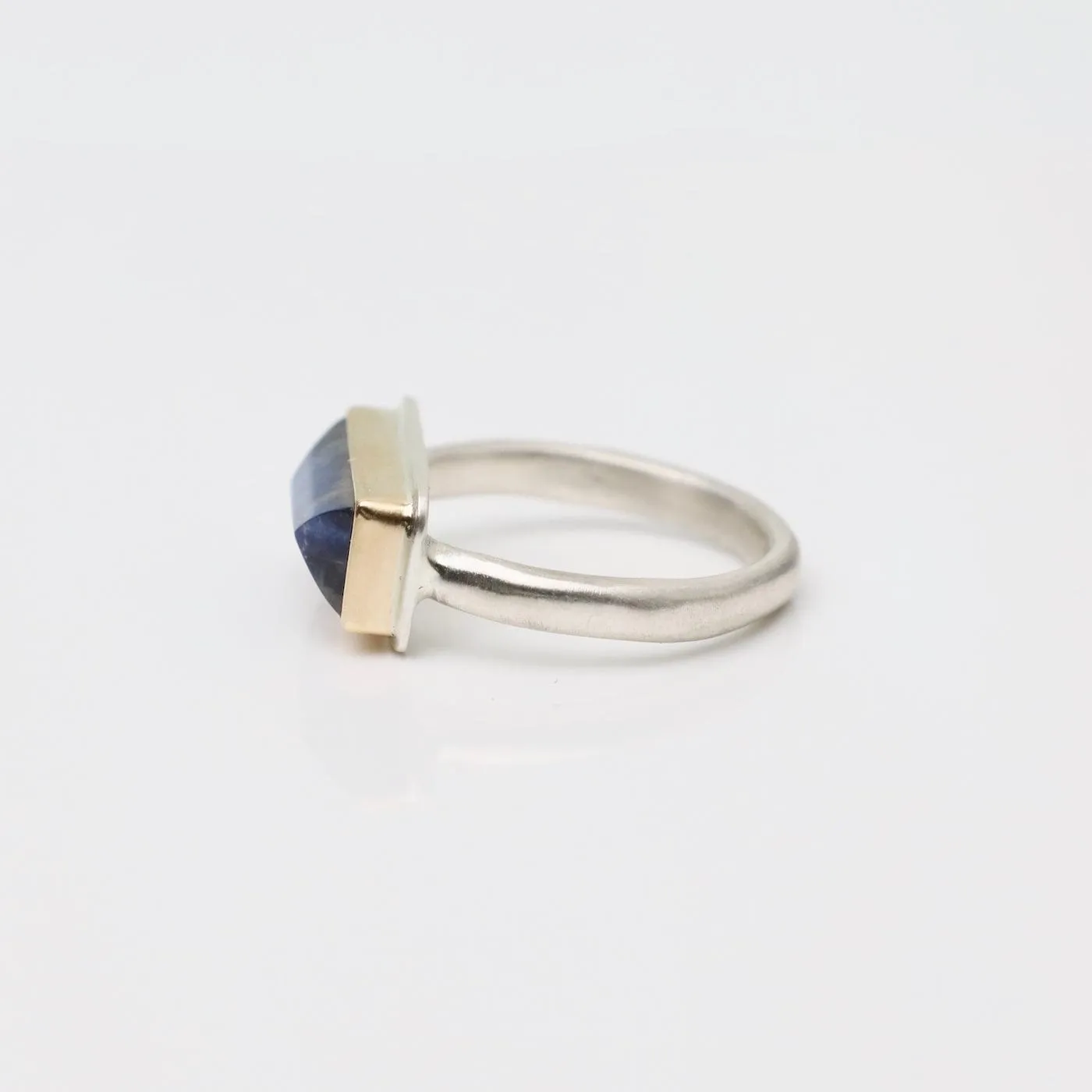 Jamie Joseph Extra Small Rectangular Inverted Blue Rainbow Moonstone Ring