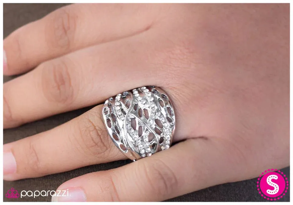 Paparazzi Ring ~ Path to Perfection - White