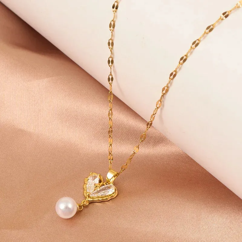 Trendy Love Heart Necklace Adorned with Sparkling Zircons and Tassel Pearls