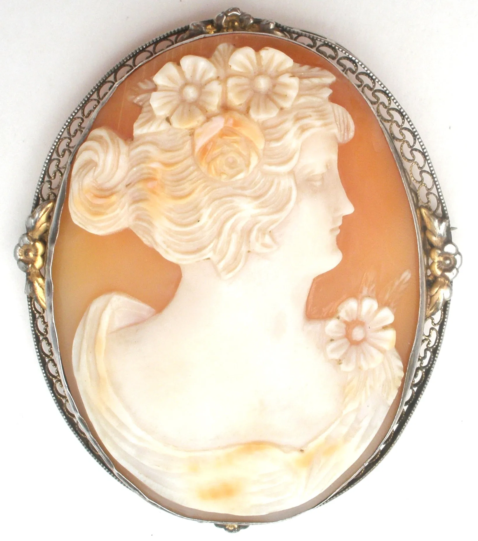 Victorian Cameo Shell Brooch Pin